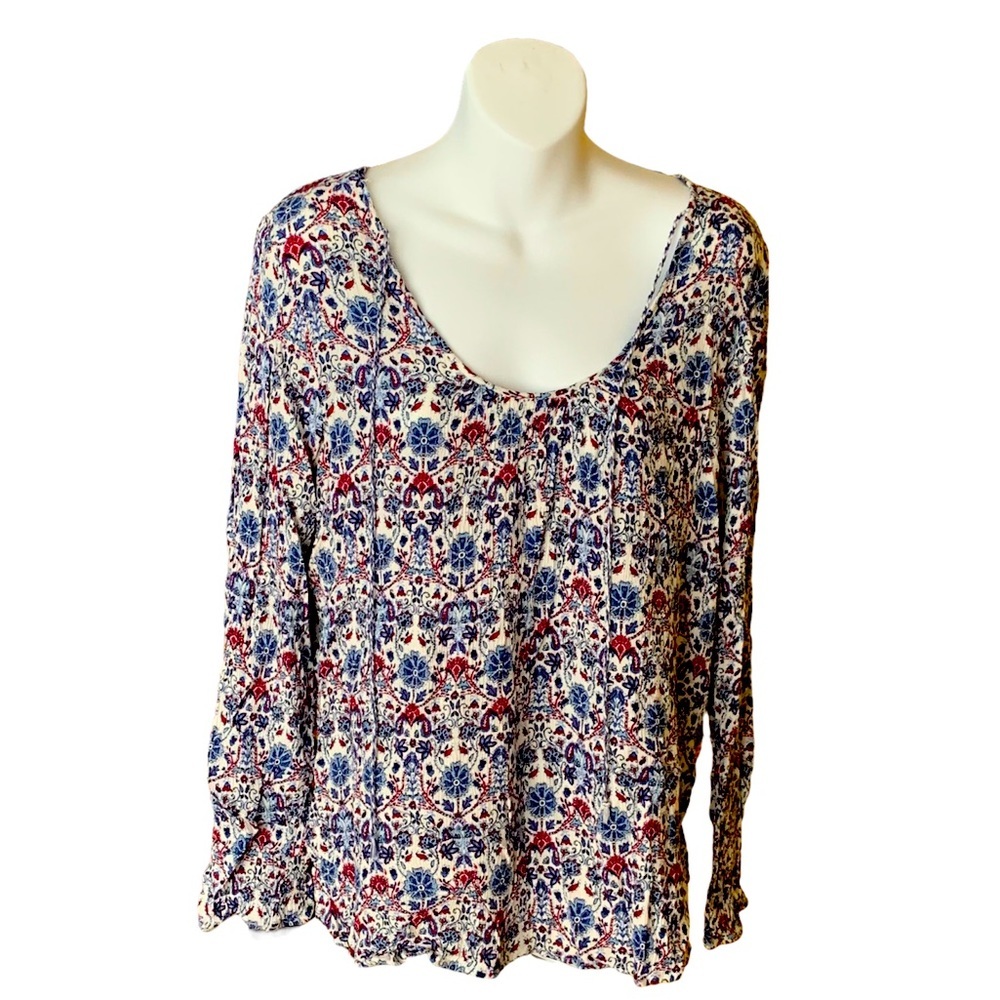 Garage RED AND BLUE BOLD FLORAL STRECHY RIBBED LONG SLEEVE TOP SIZE LARGE